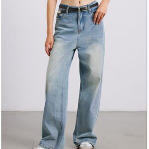 Vintage Light-Wash Straight-Leg Denim Jeans (2025 Spring/Summer)