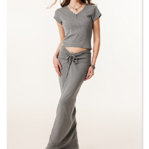 Retro Millard Style Fitted Skirt Set – Kardashian-Inspired Ruched Bodycon Outfit